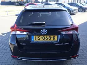 Toyota Auris thumbnail 10
