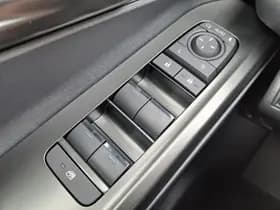 Toyota bZ4X thumbnail 24