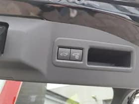 Toyota bZ4X thumbnail 32