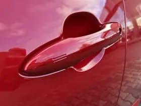 Toyota Yaris thumbnail 32