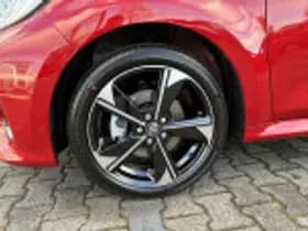 Toyota Yaris thumbnail 59