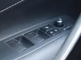 Toyota Corolla thumbnail 50