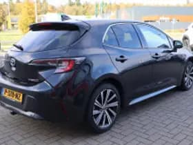 Toyota Corolla thumbnail 6