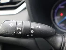 Toyota RAV4 thumbnail 35