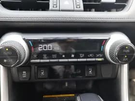 Toyota RAV4 thumbnail 41