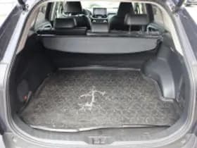 Toyota RAV4 thumbnail 6