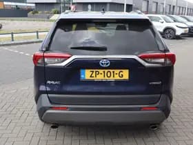 Toyota RAV4 thumbnail 10