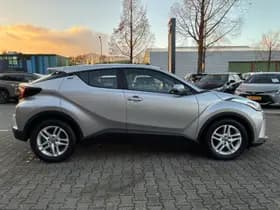 Toyota C hr thumbnail 16