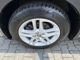 Toyota C hr thumbnail 35