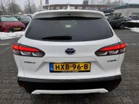 Toyota Corolla thumbnail 4