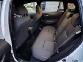 Toyota Corolla thumbnail 38
