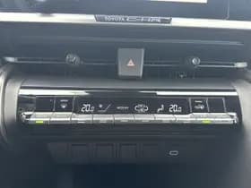 Toyota C hr thumbnail 37