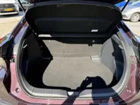 Toyota C hr thumbnail 5