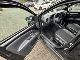 Toyota Aygo X thumbnail 17