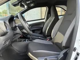 Toyota Aygo X thumbnail 18