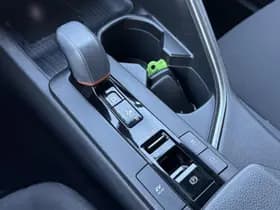 Toyota C hr thumbnail 38