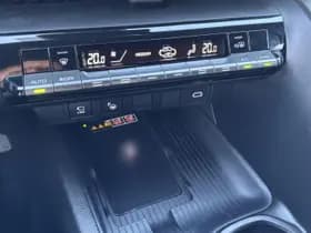 Toyota C hr thumbnail 39