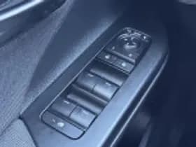 Toyota C hr thumbnail 63