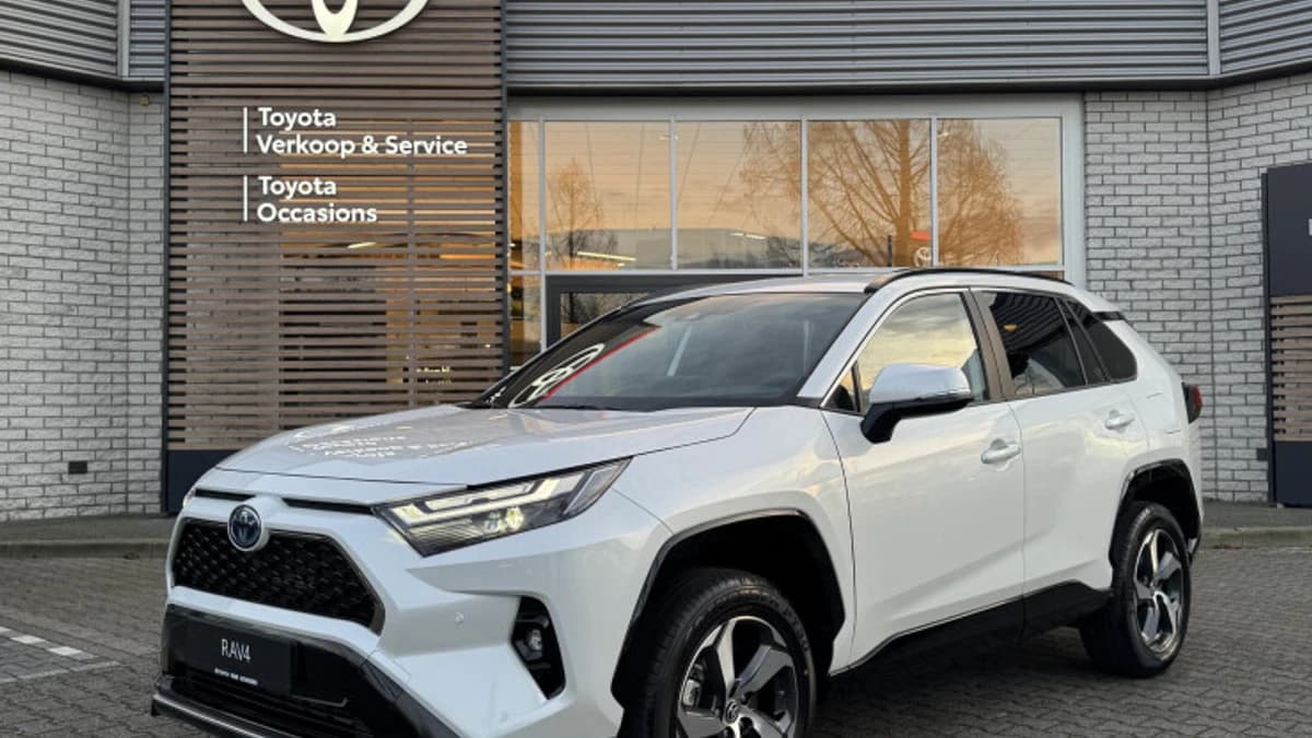 Toyota RAV4 — foto 1
