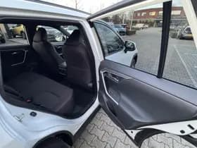 Toyota RAV4 thumbnail 25