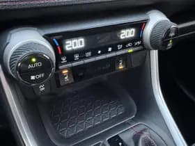 Toyota RAV4 thumbnail 34
