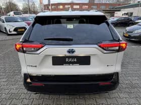 Toyota RAV4 thumbnail 10
