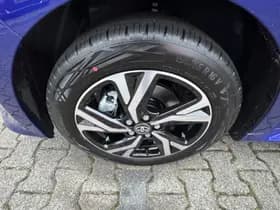 Toyota Yaris thumbnail 13