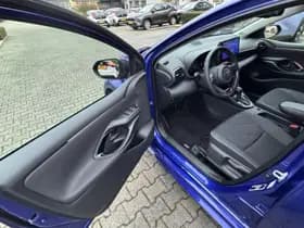 Toyota Yaris thumbnail 21