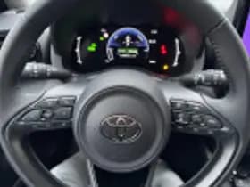 Toyota Yaris thumbnail 61
