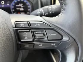 Toyota Yaris thumbnail 23