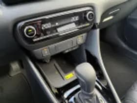 Toyota Yaris thumbnail 56