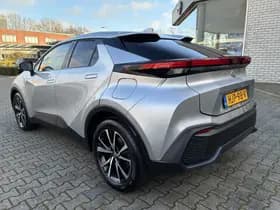 Toyota C hr thumbnail 2