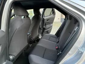 Toyota C hr thumbnail 10