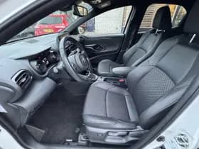Toyota Yaris thumbnail 16