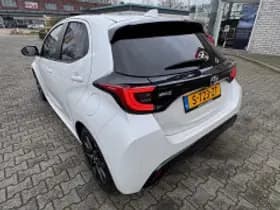 Toyota Yaris thumbnail 5