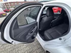 Toyota Yaris thumbnail 49