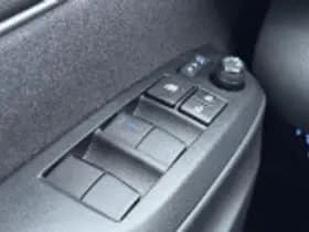 Toyota Yaris thumbnail 55