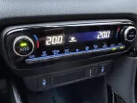 Toyota Yaris thumbnail 61