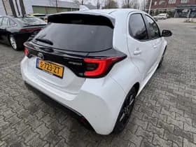 Toyota Yaris thumbnail 9