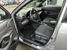 Toyota Yaris Cross thumbnail 37