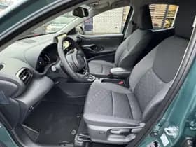 Toyota Yaris thumbnail 17