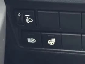 Toyota Yaris thumbnail 25