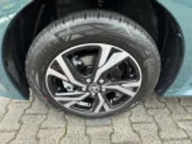 Toyota Yaris thumbnail 45