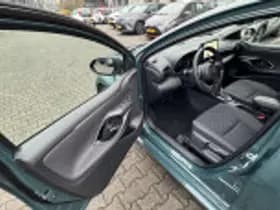 Toyota Yaris thumbnail 48