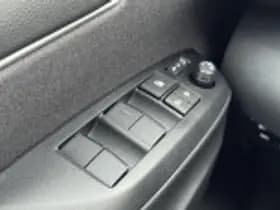 Toyota Yaris thumbnail 58