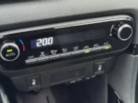 Toyota Yaris thumbnail 63