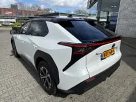 Toyota bZ4X thumbnail 3