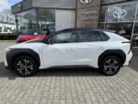 Toyota bZ4X thumbnail 39