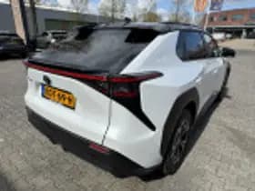 Toyota bZ4X thumbnail 42