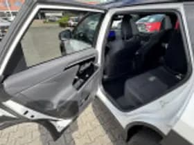 Toyota bZ4X thumbnail 51